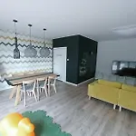 Sfera Kolobrzegu Parking & Jaccuzi & Sauna Free Lägenhet