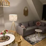 Sfera Kolobrzegu Parking & Jaccuzi & Sauna Free Lägenhet