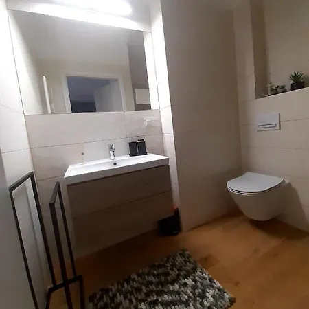 Sfera Kolobrzegu Parking & Jaccuzi & Sauna Free Lägenhet